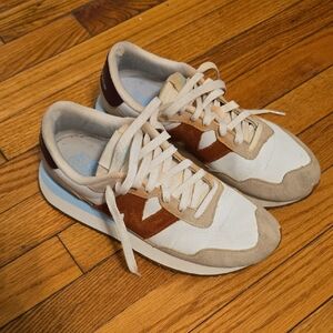 New Balance Women's White Beige and Brown Retro Sneakers